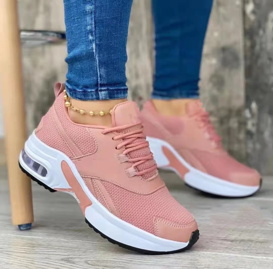 Kvinnors Spetsiga Sneakers